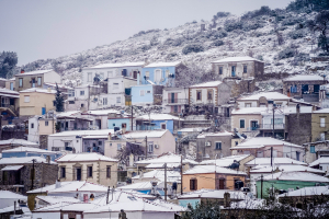 Καιρός: Η νέα βδομάδα φέρνει χιόνια και ραγδαίες καταιγίδες