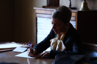 «Άγιος έρωτας»: Η Ολυμπία παίζει τη ζωή της κορόνα - γράμματα