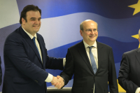 Ανασχηματισμός 2025: Παράδοση - παραλαβή στο υπουργείο Οικονομικών (εικόνες)