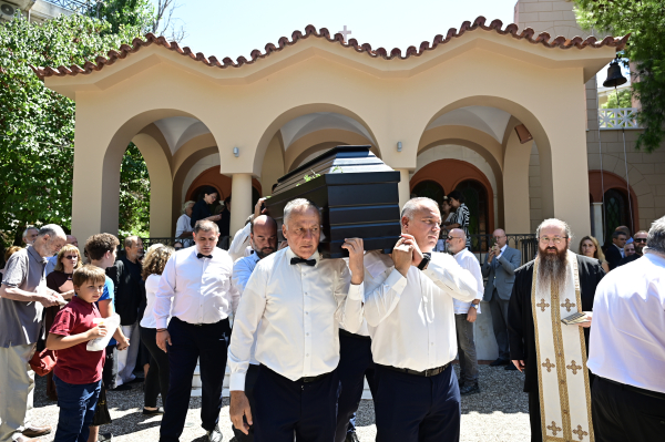 Τελευταίο «αντίο» στον σπουδαίο φιλόσοφο και συγγραφέα Στέλιο Ράμφο