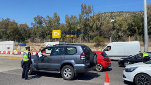 Μπλόκα στα διόδια: Η κίνηση, οι απίθανες δικαιολογίες και ματαιωμένη έξοδος (εικόνες & βίντεο)