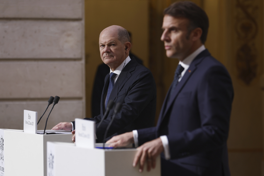 «Όχι» από Γαλλία και Γερμανία σε μια συμφωνία «παράδοσης» της Ουκρανίας