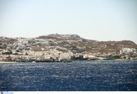 Παρέμβαση Ντογιάκου για τις οικοδομικές αυθαιρεσίες στη Μύκονο: Ονοματίζει γνωστά μαγαζιά για να γίνει έλεγχος