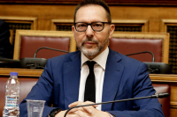 Αισιοδοξία Στουρνάρα για την οικονομία: Προβλέπει αύξηση του ΑΕΠ στο 4.25% για φέτος