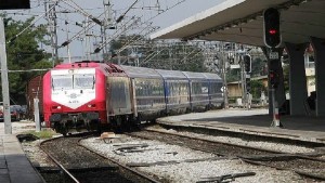 Αποκαταστάθηκαν τα σιδηροδρομικά δρομολόγια στην Κατερίνη
