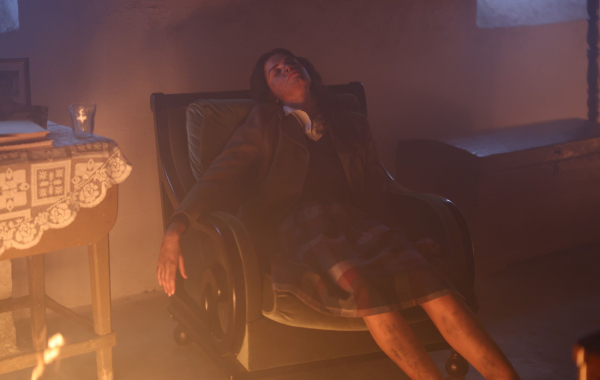 «Άγιος Έρωτας»: Η Δώρα τυλίγεται στις φλόγες