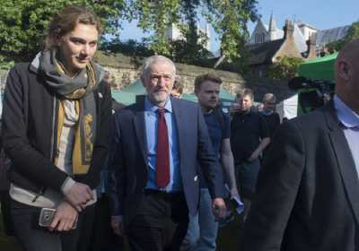 Ο Κόρμπιν θα είναι στο ψηφοδέλτιο για την ηγεσία των Εργατικών