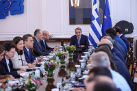 Το θολό τοπίο με τις εκλογές προκαλεί stress σε υπουργούς και υποψήφιους βουλευτές