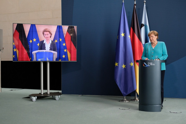 Μέρκελ: Θέλει συμφωνία στις 17 Ιουλίου για το Ταμείο Ανάκαμψης