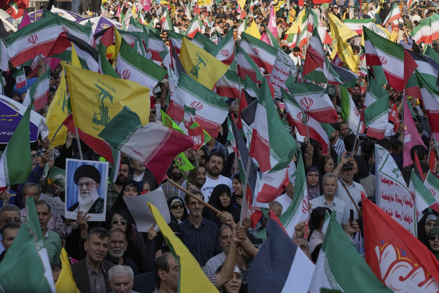 Middle East Crisis Creates Economic Uncertainty for Greece