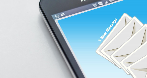 Νέα απάτη με emails που μοιράζουν δωρέαν κινητά τηλέφωνα - «Καμπανάκι» για τους καταναλωτές