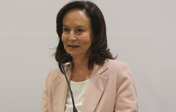 Άννα Διαμαντοπούλου: Ο αντίπαλος μας είναι η Νέα Δημοκρατία, ούτε ο κ. Τσίπρας ούτε τα άλλα κόμματα