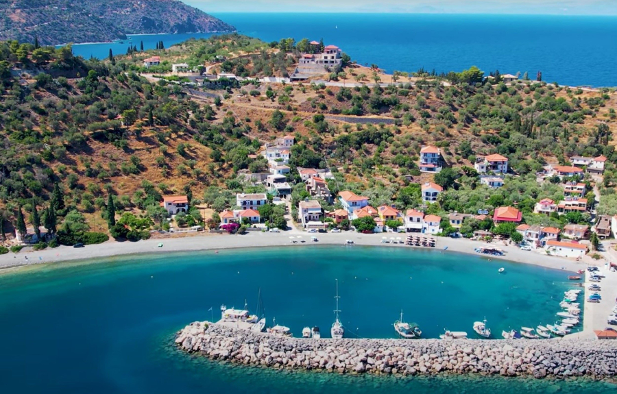 Οι 3 εναλλακτικοί προορισμοί κοντά στην Αθήνα για το τετραήμερο της 28ης Οκτωβρίου