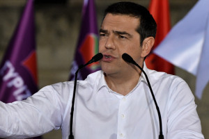 Στα γραφεία του ΣΥΡΙΖΑ ο Αλ. Τσίπρας - Θα ακολουθήσουν δηλώσεις