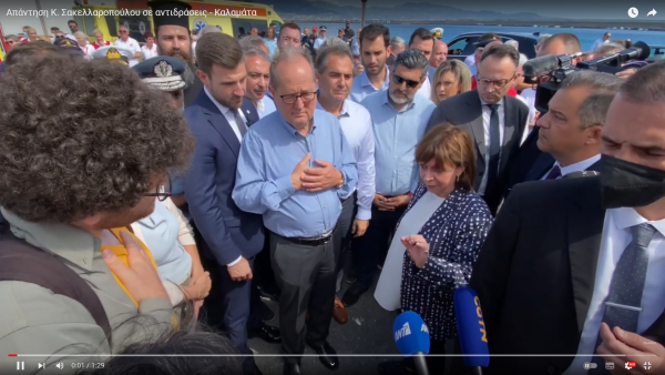 «Τη δημοκρατική προσέγγιση την είδαμε στον φράχτη που φωτογραφίζεστε» - Επεισόδιο με την Σακελλαροπούλου στην Καλαμάτα