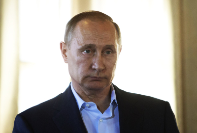 Ταξίδι Πούτιν στα Εμιράτα μετά την απόφαση κάθετης μείωσης παραγωγής πετρελαίου από ΟΠΕΚ