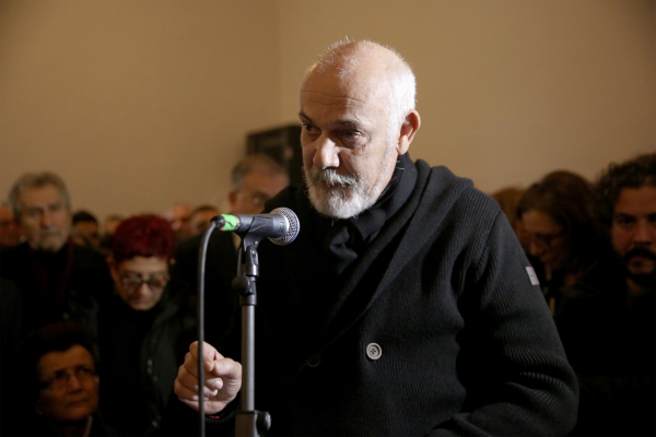 Γιώργος Κιμούλης: Επιστρέφει στο θέατρο δύο χρόνια μετά τις καταγγελίες -Πότε ανεβαίνει η παράσταση (βίντεο)