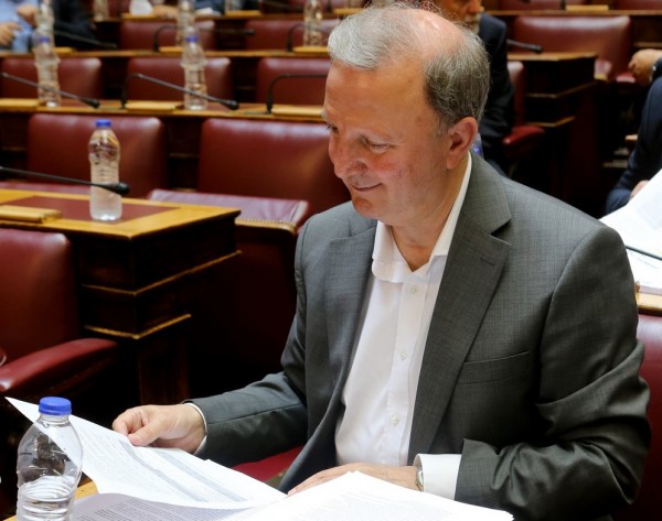 Παπαδόπουλος: «Προσπαθούμε να προστατεύσουμε την πρώτη κατοικία»