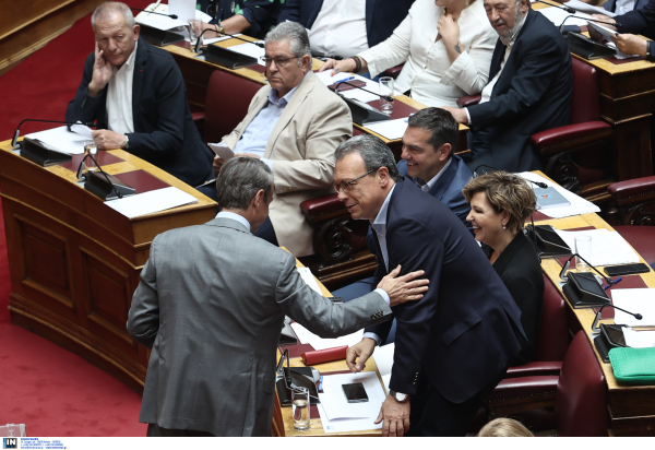 Με «αγκάθι» το χωροταξικό και καταγγελίες για... bullying η πρώτη συνεδρίαση της νέας Βουλής