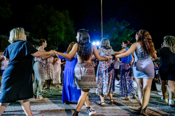 Γιατί τα πανηγύρια δεν είναι πλέον παλαιομοδίτικα- Ποια είναι τα μεγαλύτερα ονόματα καλλιτεχνών