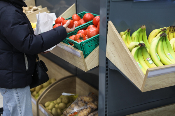 Food Prices in Greece Skyrocket While Wages Lag Behind