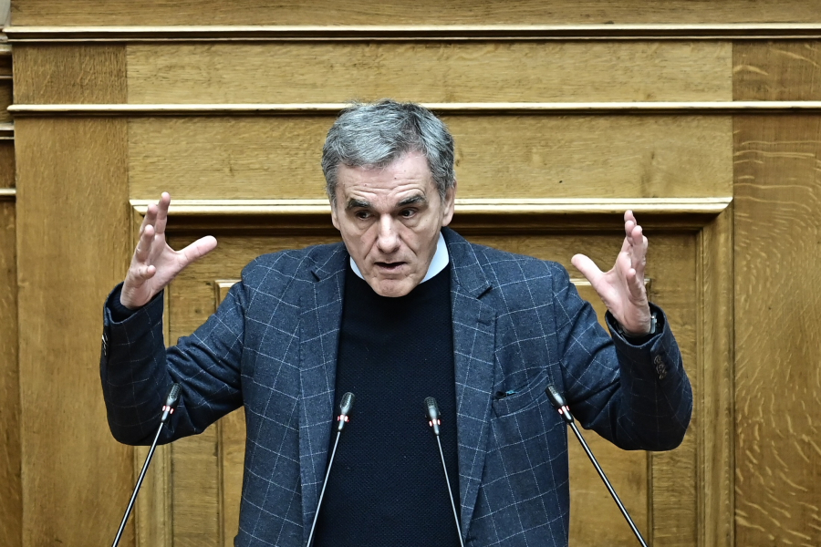 Δεν μας τα λέει καλά