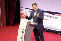 Τσίπρας: Χαμηλοί τόνοι πριν την τελική ευθεία