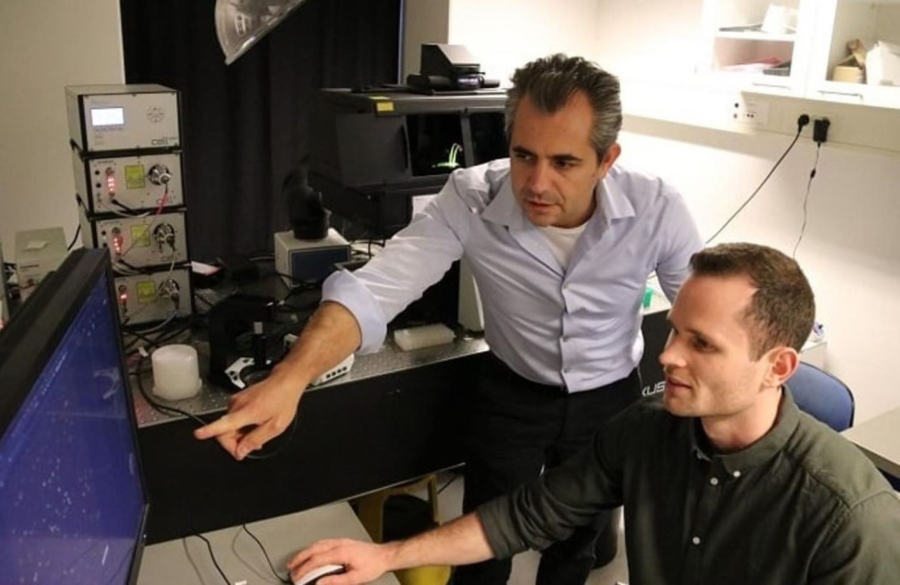 Έλληνας επιστήμονας λύνει με τεχνητή νοημοσύνη… τα χέρια των νευροεπιστημόνων