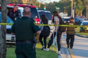 Σφαγή με 17 νεκρούς και 50 τραυματίες σε σχολείο στη Φλόριντα [pic+vid]