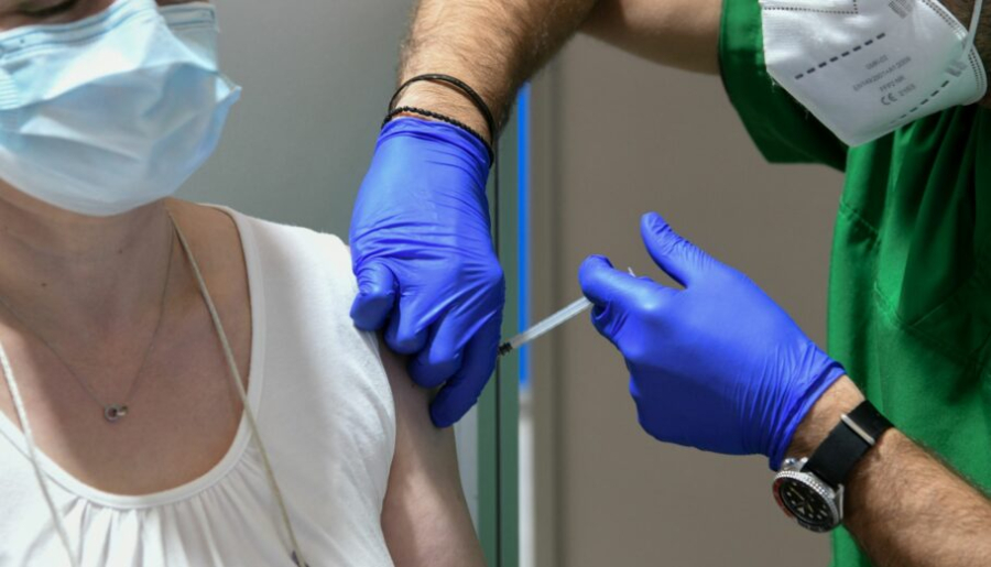 Αντιγριπικό εμβόλιο: Εντός της εβδομάδας οι εμβολιασμοί χωρίς συνταγή - Ποιοι πρέπει να εμβολιαστούν