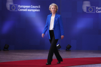 Η Ούρσουλα φον ντερ Λάιεν «επιβίωσε» και από την τέταρτη πρόταση μομφής