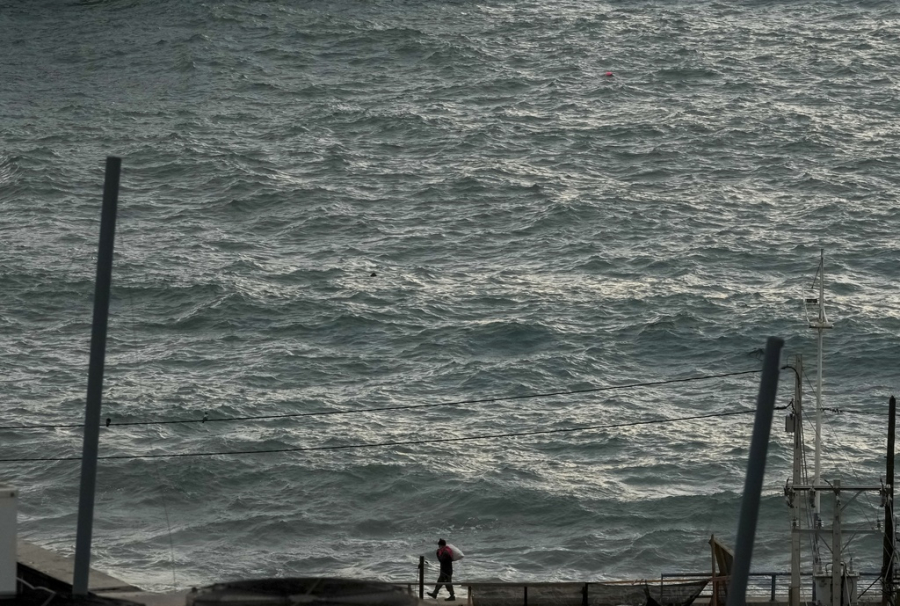 Τσουνάμι στον Ειρηνικό: 1,4 εκατ. πολίτες απομακρύνθηκαν εσπευσμένα από την ακτογραμμή της Χιλής