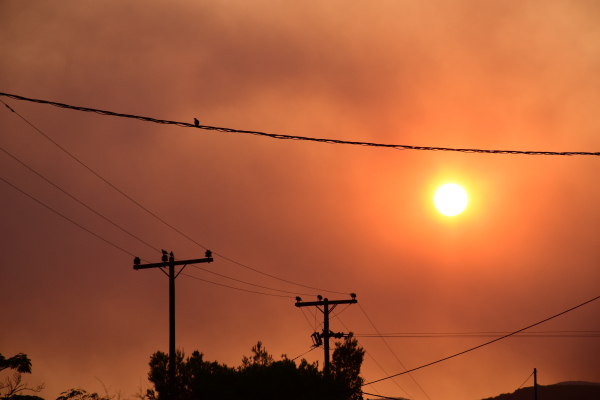 Φωτιά στην Κέρκυρα: Στο Νοσοκομείο πυροσβέστης