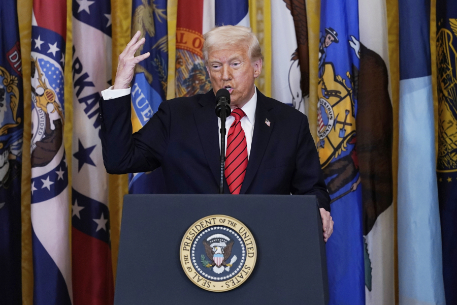 Την «πλήρη επανεκκίνηση» στις εμπορικές σχέσεις με την Κίνα χαιρετίζει ο πρόεδρος Τραμπ