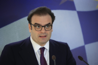 Πιερρακάκης στο Eurogroup: Προστασία νοικοκυριών και επιχειρήσεων με διατήρηση της δημοσιονομικής αξιοπιστίας
