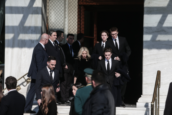 Πόσο κόστισε το βασιλικό δείπνο μετά την κηδεία του τέως: Το μενού κι οι καλεσμένοι