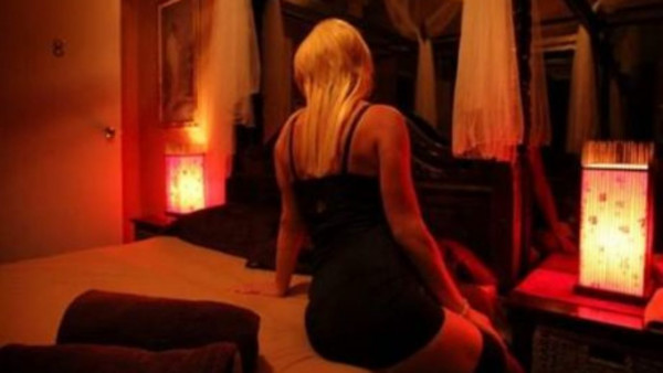 Νομιμοποιούνται 600 οίκοι ανοχής στην Αττική