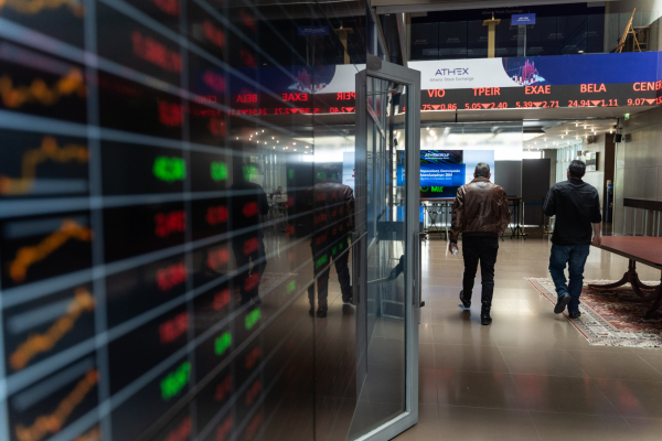 Με κέρδη έκλεισε την Πέμπτη το Χρηματιστήριο Αθηνών