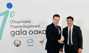 Alphabet Education (Μητροπολιτικό Κολλέγιο, ΑΚΜΗ): Βράβευση για τη διαρκή στήριξη στους Έλληνες Ολυμπιονίκες και Παραολυμπιονίκες