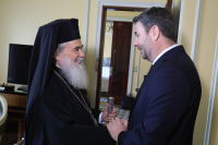 Συνάντηση Ανδρουλάκη με τον Πατριάρχη Ιεροσολύμων: «Είμαστε στο πλευρό σας»
