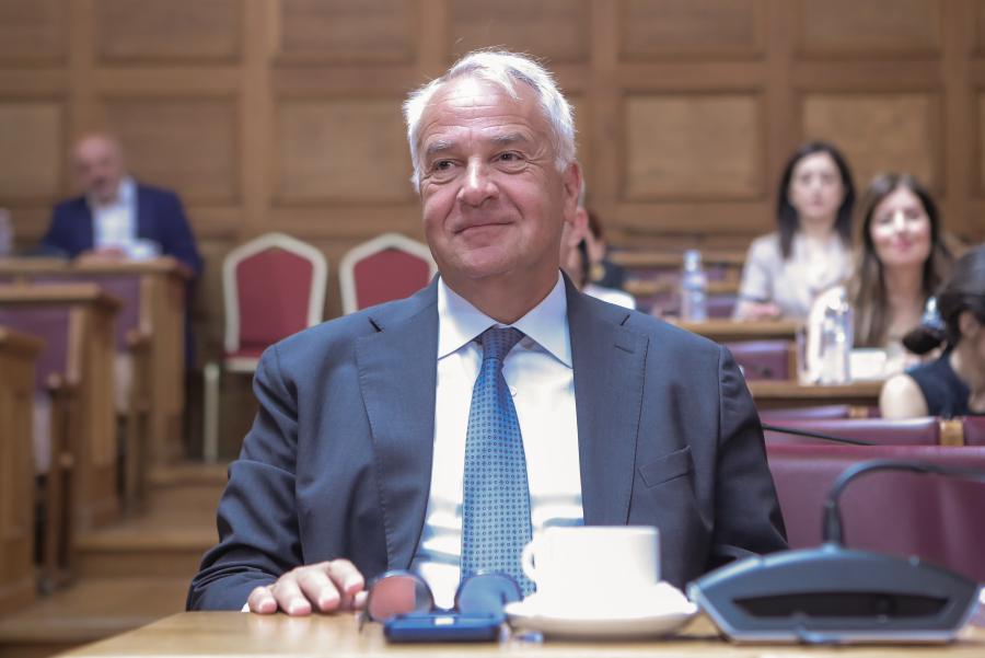Βορίδης: Ο Καραμανλής δεν έχει ξεπεράσει το όριο, δεν λέει ότι να πέσει κυβέρνηση και πως ο Γεραπετρίτης είναι ενδοτικός
