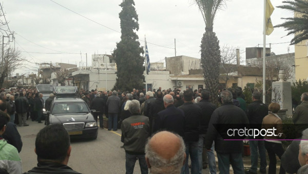 Κρήτη: Οδύνη σήμερα στην κηδεία του ζευγαριού - Άφησαν πίσω το 6 μηνών μωρό τους (pics)