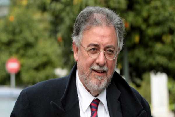 Με αγωγές «απαντάει» η κυβέρνηση στον Πανούση