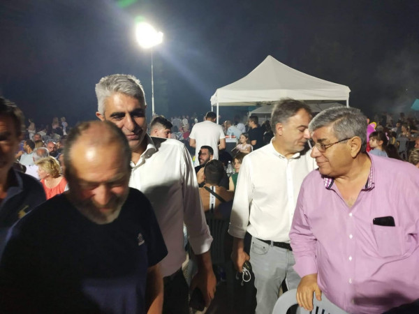 Θερμή υποδοχή στον Γιώργο Τσίπρα από τους πόντιους (photo)