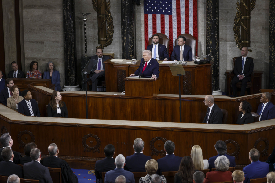 Τραμπ στο Κογκρέσο: «Η χώρα μας επέστρεψε -Δεν θα επιτρέψω ποτέ στο Ιράν να αποκτήσει πυρηνικό όπλο»