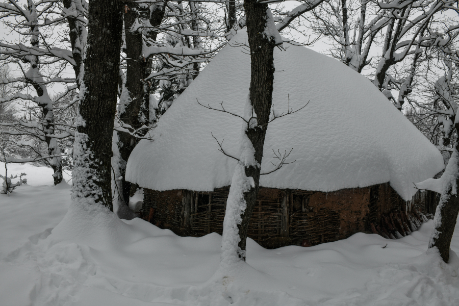 Τα μερομήνια «δείχνουν»... Χριστούγεννα με «χιόνια στο καμπαναριό»