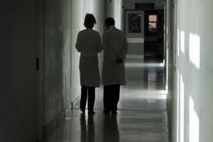Υγειονομικοί έλεγχοι σε ιδιωτικές κλινικές και θεραπευτήρια της Αθήνας