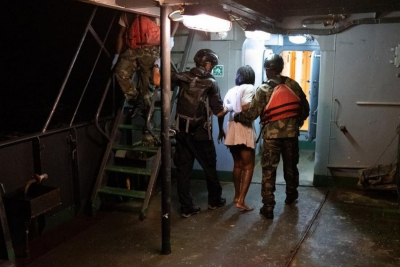 Λιβερία: Τουλάχιστον 15 αγνοούμενοι σε ναυάγιο (εικόνες)