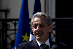 Γαλλία: Ένοχος ο Σαρκοζί για σύσταση συμμορίας - Ποινή φυλάκισης 5 ετών