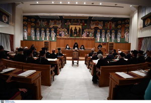 «Ιερός πόλεμος» από την Εκκλησία για το γάμο ομόφυλων - Ανησυχία στο Μαξίμου για τα κηρύγματα